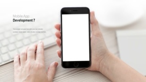 PPT样机 大图背景手持苹果手机版式