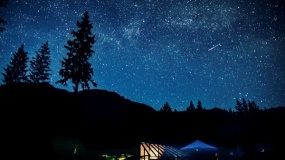 一张星空图片大全唯美PPT背景图片(75)