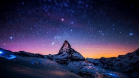 一张星夜图片高清大图PPT背景图片(84)